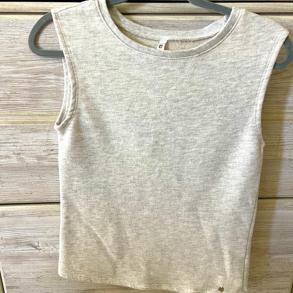 Fabletics sporty Cotton/Polyester sleeveless top and skirt